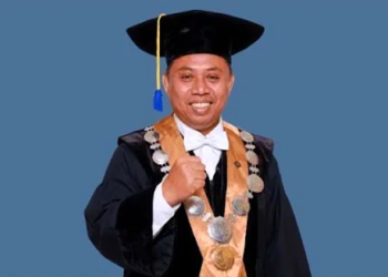 Ⓒ Hak cipta foto di atas dikembalikan sesungguhnya kepada pemilik foto.