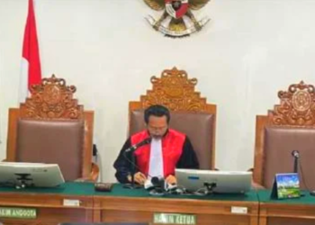 Ⓒ Hak cipta foto di atas dikembalikan sesungguhnya kepada pemilik foto.