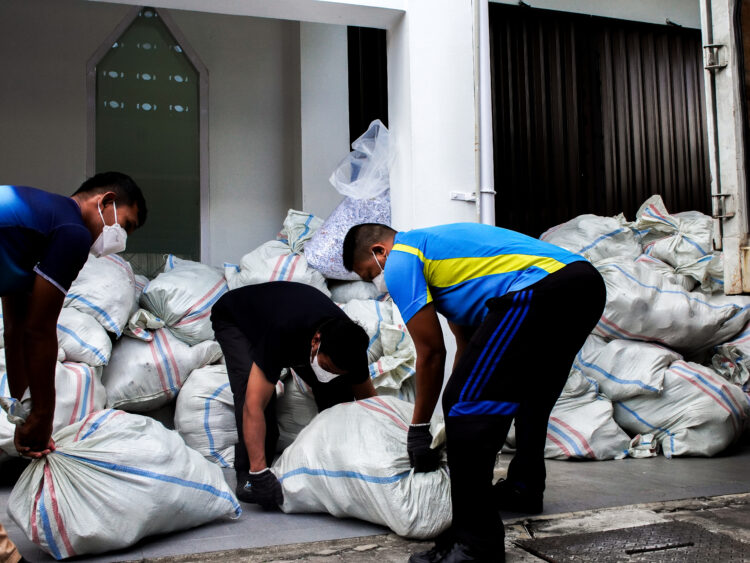 BI Aceh dan PT Solusi Bangun Andalas Jalin Kerja Sama Pemanfaatan Limbah Racik Uang Kertas Sebagai Bahan Bakar Alternatif