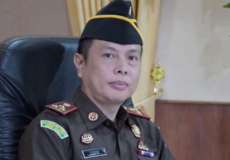 Kejari Aceh Tamiang secara resmi menetapkan badan usaha CV Rimba Jaya sebagai tersangka dalam kasus dugaan tindak pidana kehutanan terkait pemalsuan dokumen hasil hutan KETIKKABARcom Kejari Aceh Tamiang secara resmi menetapkan badan usaha CV Rimba Jaya sebagai tersangka dalam kasus dugaan tindak pidana kehutanan terkait pemalsuan dokumen hasil hutan