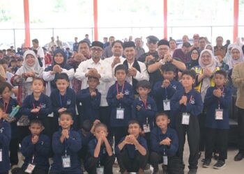 Ⓒ Hak cipta foto di atas dikembalikan sesungguhnya kepada pemilik foto.