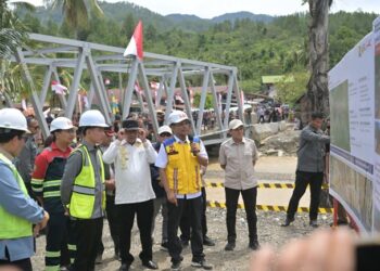 Ⓒ Hak cipta foto di atas dikembalikan sesungguhnya kepada pemilik foto.
