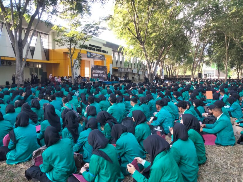 1969 Mahasiswa Baru mengikuti kegiatan PAKARMARU dan SIMAK 2026 di Stadion Mini USK pada Sabtu 1582026 FOTO KETIKKABARcom KETIKKABARcom 1969 Mahasiswa Baru mengikuti kegiatan PAKARMARU dan SIMAK 2026 di Stadion Mini USK pada Sabtu 1582026 FOTO KETIKKABARcom