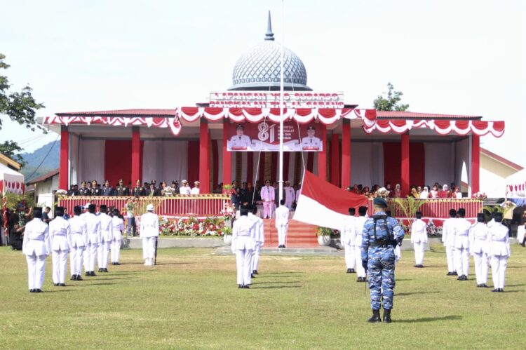 Upacara Peringatan Hari Ulang Tahun HUT ke81 Kemerdekaan Republik Indonesia di Kota Sabang berlangsung khidmat di Lapangan Dharma Bhakti Jalan Yosudarso KETIKKABARcom Upacara Peringatan Hari Ulang Tahun HUT ke 81 Kemerdekaan Republik Indonesia di Kota Sabang berlangsung khidmat di Lapangan Dharma Bhakti Jalan Yosudarso
