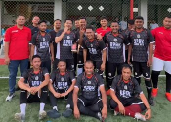 Tim sepak bola DPRK Banda Aceh sukses meraih posisi runner up dalam ajang Turnamen Trofeo Corner Arena – Special Kemerdekaan yang dihelat di Lapangan Corner Arena, Lampriet, Banda Aceh, Senin (17/8/2026) sore.