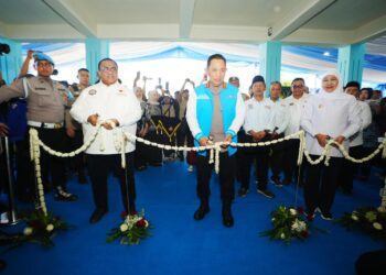 Kapolri Jenderal Polisi Drs. Listyo Sigit Prabowo, M.Si., meresmikan Gedung Dewan Pimpinan Daerah Konfederasi Serikat Pekerja Seluruh Indonesia (DPD KSPSI) AGN Jawa Timur. Jumat (21/8/26).