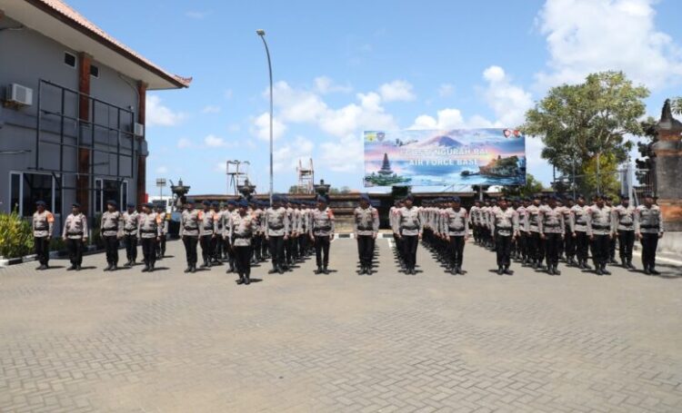 Polri Kerahkan 300 Personel Brimob dari Kaltim dan Bali Tangani Karhutla Kalbar KETIKKABARcom Polri Kerahkan 300 Personel Brimob dari Kaltim dan Bali Tangani Karhutla Kalbar
