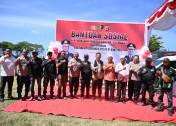 Sespusdokes Polri, Brigjen Pol. Dr. dr. I Gusti Gede Maha Andika Jaya, didampingi Irwasda Polda Aceh, Kombes Pol. Iskandar ZA, meninjau secara langsung pelaksanaan kegiatan bakti kesehatan (bakkes) di Lapangan Bola Kaki Gampong Jojo, Kecamatan Mutiara Timur, Kabupaten Pidie, Kamis (27/8/2026).