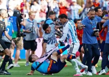 FIFA Jatuhkan Sanksi Berat dan Denda Jumbo Usai Keributan Final Piala Dunia 2026