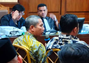 Ⓒ Hak cipta foto di atas dikembalikan sesungguhnya kepada pemilik foto.