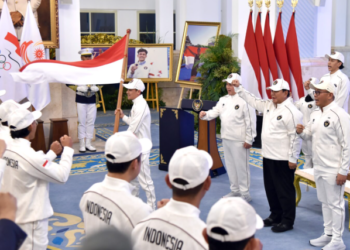 Presiden Prabowo Subianto melepas kontingen Indonesia yang akan berlaga pada Asian Games ke-20 di Aichi-Nagoya, Jepang, di Istana Negara, Jakarta, Rabu, 9 September 2026. Doc. Ist.