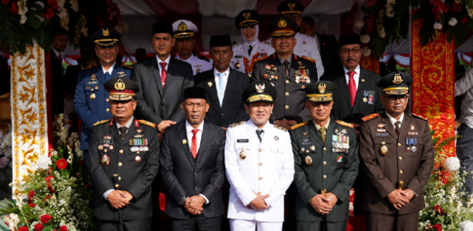 Ketua Dewan Perwakilan Rakyat Aceh DPRA Zulfadhli menghadiri upacara peringatan Hari Ulang Tahun HUT ke81 Kemerdekaan Republik Indonesia yang dipusatkan di Lapangan Blang Padang Banda Aceh Senin 1782026 Doc Humas KETIKKABARcom Ketua Dewan Perwakilan Rakyat Aceh DPRA Zulfadhli menghadiri upacara peringatan Hari Ulang Tahun HUT ke 81 Kemerdekaan Republik Indonesia yang dipusatkan di Lapangan Blang Padang Banda Aceh Senin 1782026 Doc Humas