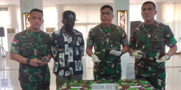 Lima Anggota OPM Perbatasan Papua PNG Kembali ke NKRI dan Serahkan Tiga Senjata Api Doc Ist