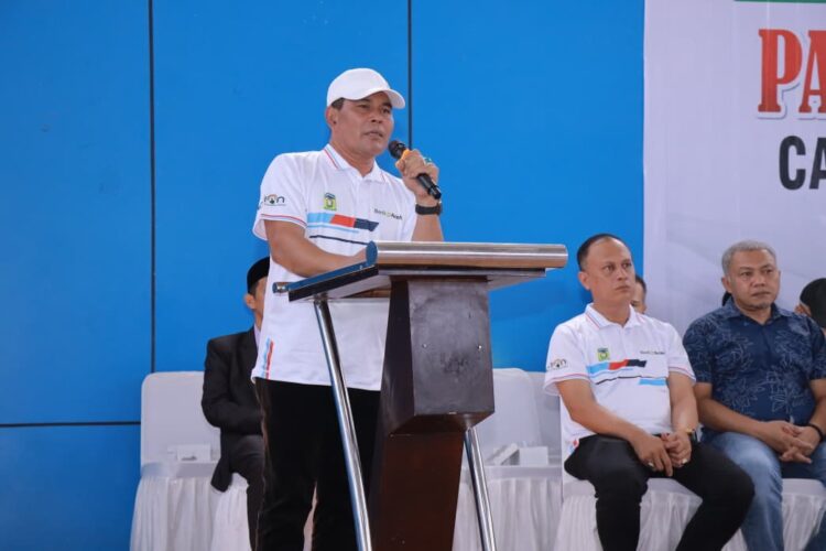 Bupati Aceh Besar H Muharram Idris membuka secara resmi kegiatan Pra PORA Bola Voli 2026 di JSC Kota Jantho Senin 792026 sekaligus berpesan kepada atlet untuk menjunjung sportivitas dan tidak meninggalkan salat FOTO MC ACEH BESAR KETIKKABARcom Bupati Aceh Besar H Muharram Idris membuka secara resmi kegiatan Pra PORA Bola Voli 2026 di JSC Kota Jantho Senin 792026 sekaligus berpesan kepada atlet untuk menjunjung sportivitas dan tidak meninggalkan salat FOTO MC ACEH BESAR