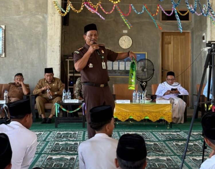 Ⓒ Hak cipta foto di atas dikembalikan sesungguhnya kepada pemilik foto