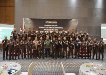 Biro Kepegawaian Kejaksaan Agung Republik Indonesia Kejagung RI menggelar Sosialisasi Layanan Kepegawaian Terpadu di lingkungan Kejaksaan Tinggi Kejati Aceh di The Pade Hotel Aceh Besar Kamis 2492026 FOTO HUMAS