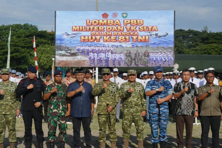 Panglima Kodam Iskandar Muda Pangdam IM Mayor Jenderal TNI Joko Hadi Susilo resmi membuka Perlombaan Peraturan BarisBerbaris PBB Militer dan PBB Umum tingkat SLTA seProvinsi Aceh Jumat 2592026 FOTO HUMAS KETIKKABARcom Panglima Kodam Iskandar Muda Pangdam IM Mayor Jenderal TNI Joko Hadi Susilo resmi membuka Perlombaan Peraturan Baris Berbaris PBB Militer dan PBB Umum tingkat SLTA se Provinsi Aceh Jumat 2592026 FOTO HUMAS