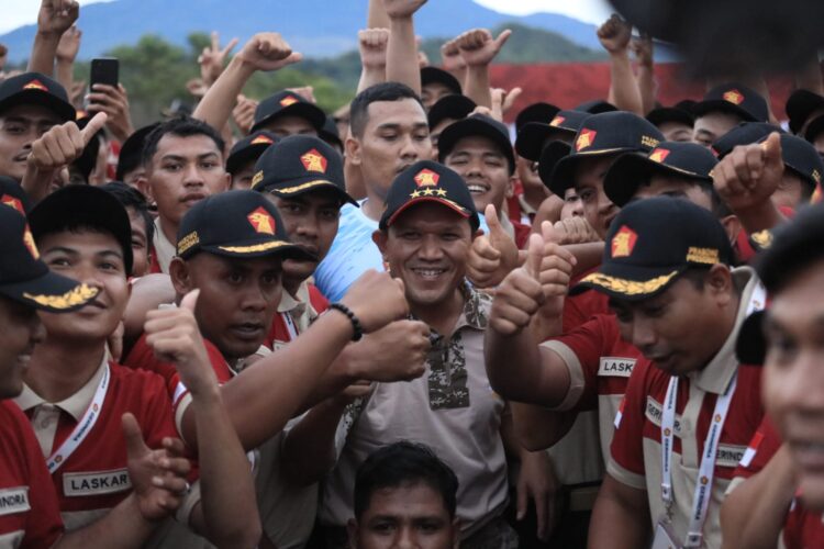 Ketua Dewan Pimpinan Daerah DPD Partai Gerindra Aceh yang juga menjabat sebagai Wakil Gubernur Aceh Fadhlullah Dek Fadh membakar semangat ratusan kader muda dalam pembukaan Pendidikan dan Pelatihan Diklat Laskar Gerindra Provinsi Aceh di Lapangan Jantho Sport Center Kota Jantho Kabupaten Aceh Besar pada Sabtu 2692026 Doc Ist KETIKKABARcom Ketua Dewan Pimpinan Daerah DPD Partai Gerindra Aceh yang juga menjabat sebagai Wakil Gubernur Aceh Fadhlullah Dek Fadh membakar semangat ratusan kader muda dalam pembukaan Pendidikan dan Pelatihan Diklat Laskar Gerindra Provinsi Aceh di Lapangan Jantho Sport Center Kota Jantho Kabupaten Aceh Besar pada Sabtu 2692026 Doc Ist