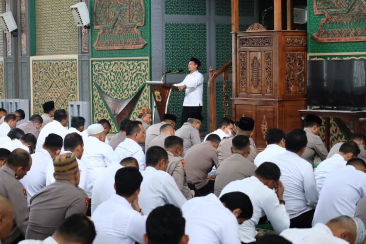 Kepolisian Daerah Polda Aceh menggelar peringatan Maulid Nabi Muhammad SAW 1448 Hijriah2026 Masehi di Masjid Babuttaqwa Polda Aceh Banda Aceh Senin 2892026 Doc Humas Polda Aceh