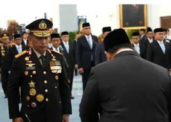 Prabowo Lantik Jenderal Listyo Sigit Prabowo sebagai Kepala Staf Kepresidenan di Istana Kepresidenan, Jakarta, pada Kamis (1/10/2026). (Doc. Ist).