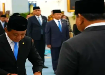 Bahlil Lahadalia Resmi Dilantik Menjadi Menko Bidang Hilirisasi dan Energi Merangkap Menteri ESDM di Istana Negara Jakarta pada Kamis 1 Oktober 2026 Doc Ist