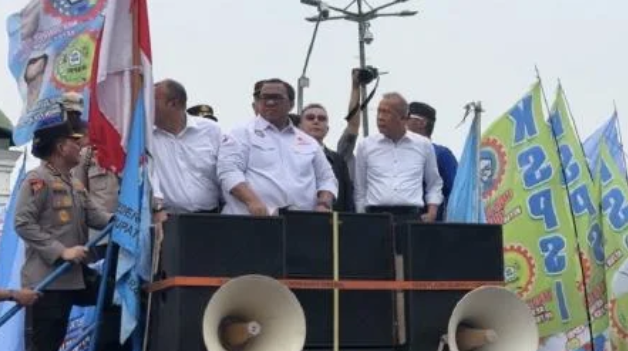 Ⓒ Hak cipta foto di atas dikembalikan sesungguhnya kepada pemilik foto