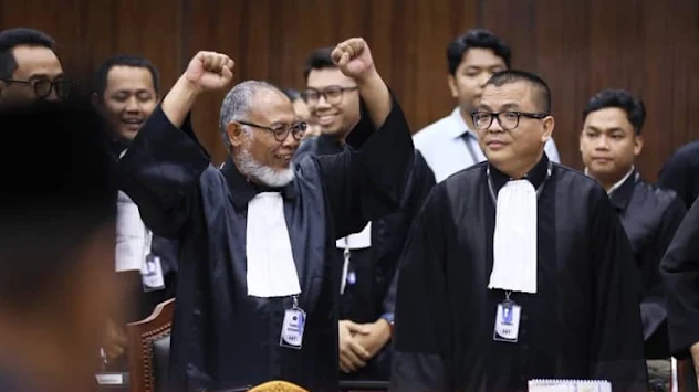 Ⓒ Hak cipta foto di atas dikembalikan sesungguhnya kepada pemilik foto KETIKKABARcom Ⓒ Hak cipta foto di atas dikembalikan sesungguhnya kepada pemilik foto