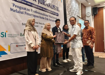 Ⓒ Hak cipta foto di atas dikembalikan sesungguhnya kepada pemilik foto.