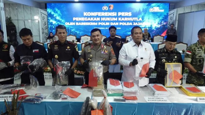 Kepolisian RI Polri menetapkan 20 korporasi sebagai tersangka dalam kasus dugaan kebakaran hutan dan lahan karhutlaFOTO Tangkap Layar Youtube KETIKKABARcom Kepolisian RI Polri menetapkan 20 korporasi sebagai tersangka dalam kasus dugaan kebakaran hutan dan lahan karhutlaFOTO Tangkap Layar Youtube
