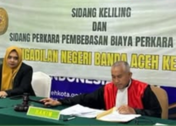 Disdukcapil Kota Banda Aceh menerbitkan dokumen administrasi kependudukan adminduk melalui layanan Sidang Pengadilan Keliling Sidarling Kamis 15102026 di Media Center Gedung A Balai Kota Banda AcehFOTO Ist KETIKKABARcom Disdukcapil Kota Banda Aceh menerbitkan dokumen administrasi kependudukan adminduk melalui layanan Sidang Pengadilan Keliling Sidarling Kamis 15102026 di Media Center Gedung A Balai Kota Banda AcehFOTO Ist