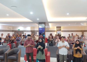 Sebanyak 60 orang ASN di lingkungan Pemerintah Kota Banda Aceh mengikuti Pelatihan Pemanfaatan Artificial Intelligence AI dalam Peningkatan Produktivitas dan Kinerja ASN Kegiatan ini diselenggarakan oleh BKPSDM di Hotel Hip Hope Kamis 15102026FOTO Ist KETIKKABARcom Sebanyak 60 orang ASN di lingkungan Pemerintah Kota Banda Aceh mengikuti Pelatihan Pemanfaatan Artificial Intelligence AI dalam Peningkatan Produktivitas dan Kinerja ASN Kegiatan ini diselenggarakan oleh BKPSDM di Hotel Hip Hope Kamis 15102026FOTO Ist