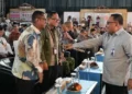Kepala Perwakilan Bank Indonesia BI Provinsi Aceh Agus Chusaini kanan menghadiri Aceh Economic Forum AEF Triwulan III 2026 di Balee Meuseuraya Aceh Banda Aceh Kamis 22102026 FOTO BI Aceh
