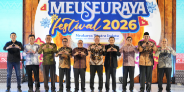 Kepala Perwakilan Bank Indonesia Provinsi Aceh Agus Chusaini dan Forkopimda foto bersama usai penutupan Meuseuraya Festival 2026 di Balee Meuseuraya Aceh 2225 Oktober 2026FOTO Ist