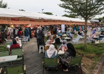 Aceh Culinary Festival (ACF) 2026 resmi dibuka di Taman Sulthanah Safiatuddin, Banda Aceh, Jumat (11/9/2026). Festival ini menghadirkan beragam kuliner Aceh dan melibatkan lebih dari 100 pelaku UMKM. FOTO/Humas Disbudpar Aceh