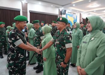 Pangdam IM Mayjen TNI Joko Hadi Susilo SIP menghadiri acara ramah tamah kenaikan pangkat Perwira Menengah Pamen Kodam Iskandar Muda periode 1 Oktober 2026 yang berlangsung di Banda Aceh Kamis 1102026