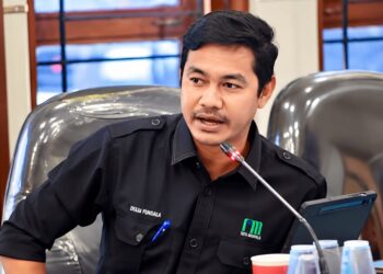 Plt Direktur Umum PERUMDAM Tirta Mountala Aceh Besar, T. Abulis Samarkhan, S.T.,. Foto: (PERUMDAM Tirta Mountala Aceh Besar).