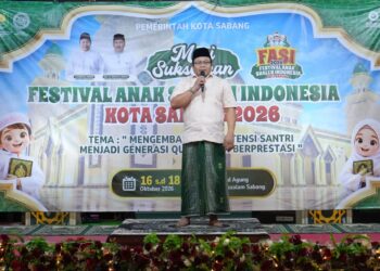 Wali Kota Sabang Zulkifli H Adam membuka Festival Anak Sholeh Indonesia FASI Kota Sabang 2026 di halaman Masjid Agung Babussalam Jumat malam 16102026 FOTO Humas Pemko Sabang KETIKKABARcom Wali Kota Sabang Zulkifli H Adam membuka Festival Anak Sholeh Indonesia FASI Kota Sabang 2026 di halaman Masjid Agung Babussalam Jumat malam 16102026 FOTO Humas Pemko Sabang