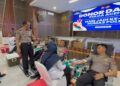Sebanyak 133 orang berpartisipasi dalam aksi donor darah yang digelar Bidang Hubungan Masyarakat Bidhumas Polda Aceh untuk memperingati Hari Jadi ke 75 Humas Polri di Aula Serbaguna Polda Aceh Selasa 20102026 FOTO Humas Polda Aceh