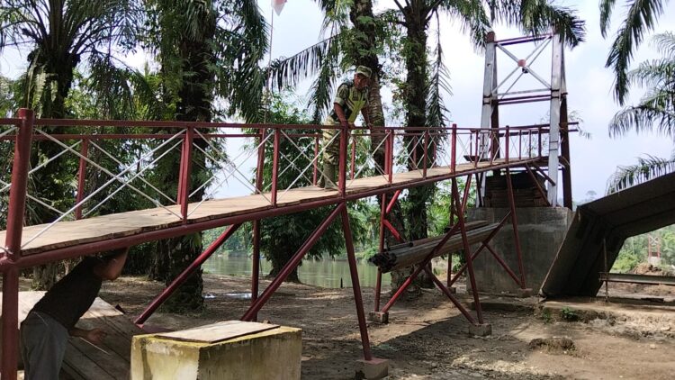 Progres Jembatan Gantung Penghubung CibubukanSerasah Aceh Singkil Capai 4710 Persen FOTO Istimewa KETIKKABARcom Progres Jembatan Gantung Penghubung CibubukanSerasah Aceh Singkil Capai 4710 Persen FOTO Istimewa