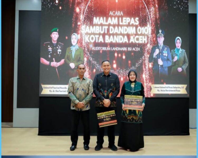 Polres Aceh BesarKapolres Aceh Besar AKBP Chairul Ikhsan SIK menghadiri malam lepas sambut Dandim 0101Kota Banda Aceh di Auditorium Landmark BSI Aceh Jumat 23102026 FotoHumas Polres Aceh Besar KETIKKABARcom Polres Aceh BesarKapolres Aceh Besar AKBP Chairul Ikhsan SIK menghadiri malam lepas sambut Dandim 0101Kota Banda Aceh di Auditorium Landmark BSI Aceh Jumat 23102026 FotoHumas Polres Aceh Besar