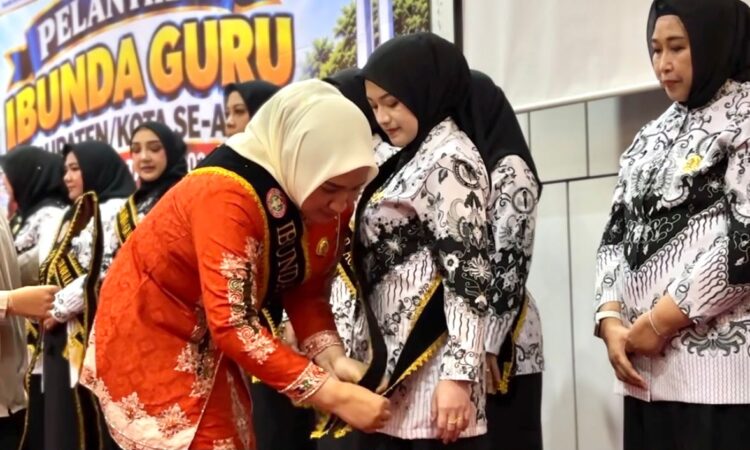 Nuri Farisal resmi dilantik sebagai Ibunda Guru Kota Sabang untuk masa bakti XXIII periode 20242029 FOTO Ist