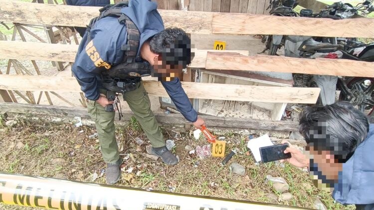 Satgas Operasi Damai Cartenz2026 bersama Polres Yahukimo menyelidiki kasus penikaman terhadap seorang tenaga honorer bagian Radiologi Rumah Sakit Umum Daerah RSUD Dekai FOTO Ist KETIKKABARcom Satgas Operasi Damai Cartenz 2026 bersama Polres Yahukimo menyelidiki kasus penikaman terhadap seorang tenaga honorer bagian Radiologi Rumah Sakit Umum Daerah RSUD Dekai FOTO Ist