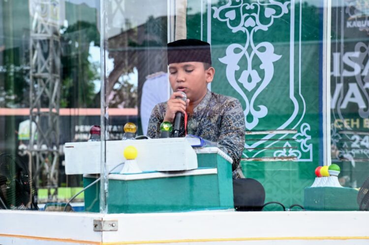 Peserta Tilawah tampil di Arena Utama MTQ ke35 tingkat Kabupaten Aceh Besar di Kecamatan Kuta Baro Aceh Besar Senin 26102026 FOTOMC ACEH BESAR KETIKKABARcom Peserta Tilawah tampil di Arena Utama MTQ ke 35 tingkat Kabupaten Aceh Besar di Kecamatan Kuta Baro Aceh Besar Senin 26102026 FOTOMC ACEH BESAR