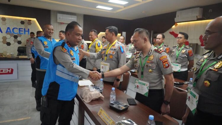 Kapolda Aceh Irjen Pol Ruddi Setiawan memimpin pengambilan sumpah dan penandatanganan pakta integritas panitia seleksi Pendidikan Pengembangan Dikbang Terpadu Tahun Anggaran 2027 Selasa 27 Oktober 2026FOTO Ist KETIKKABARcom Kapolda Aceh Irjen Pol Ruddi Setiawan memimpin pengambilan sumpah dan penandatanganan pakta integritas panitia seleksi Pendidikan Pengembangan Dikbang Terpadu Tahun Anggaran 2027