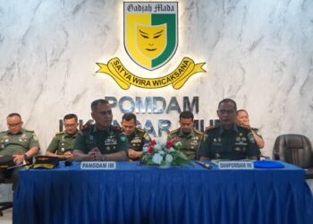 Panglima Kodam Iskandar Muda (Pangdam IM) Brigadir Jenderal TNI Mahesa Fitriadi menyambangi Markas Polisi Militer Daerah Iskandar Muda (Mapomdam IM) pada Selasa, 27 Oktober 2026./FOTO: Ist