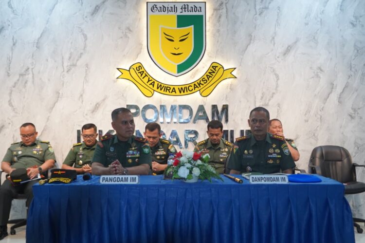 Panglima Kodam Iskandar Muda Pangdam IM Brigadir Jenderal TNI Mahesa Fitriadi menyambangi Markas Polisi Militer Daerah Iskandar Muda Mapomdam IM pada Selasa 27 Oktober 2026FOTO Ist KETIKKABARcom Panglima Kodam Iskandar Muda Pangdam IM Brigadir Jenderal TNI Mahesa Fitriadi menyambangi Markas Polisi Militer Daerah Iskandar Muda Mapomdam IM pada Selasa 27 Oktober 2026FOTO Ist