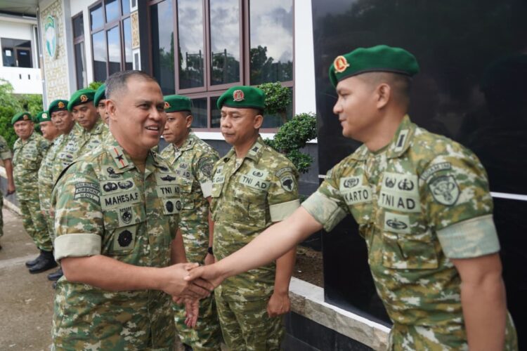 Pangdam IM Brigadir Jenderal TNI Mahesa Fitriadi saat kunjungan kerja ke Markas Zeni Kodam Iskandar Muda Mako Zidam IM di Banda Aceh pada Rabu pagi 28 Oktober 2026FOTO Ist KETIKKABARcom Pangdam IM Brigadir Jenderal TNI Mahesa Fitriadi saat kunjungan kerja ke Markas Zeni Kodam Iskandar Muda Mako Zidam IM di Banda Aceh pada Rabu pagi 28 Oktober 2026FOTO Ist
