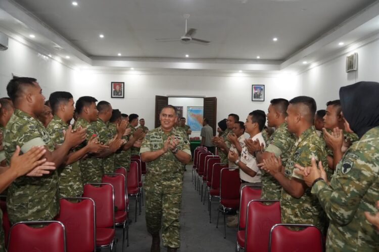 Pangdam IM Brigadir Jenderal TNI Mahesa Fitriadi melakukan kunjungan kerja ke Markas Ajendam IM Banda Aceh pada Rabu pagi 28 Oktober 2026FOTO Ist KETIKKABARcom Pangdam IM Brigadir Jenderal TNI Mahesa Fitriadi melakukan kunjungan kerja ke Markas Ajendam IM Banda Aceh pada Rabu pagi 28 Oktober 2026FOTO Ist