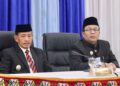 Wali Kota Sabang Zulkifli H Adam kanan yang didampingi Wakil Wali Kota Sabang Suradji Junus dalam Rapat Paripurna ke 1 DPRK Sabang pada Rabu 28 Oktober 2026FOTO Ist