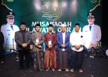 Foto bersama para peserta Kafilah Kecamatan Peukan Bada, di Kecamatan Kuta Baro, Aceh Besar, Kamis (29/10/2026). FOTO/ DOK MC ACEH BESAR